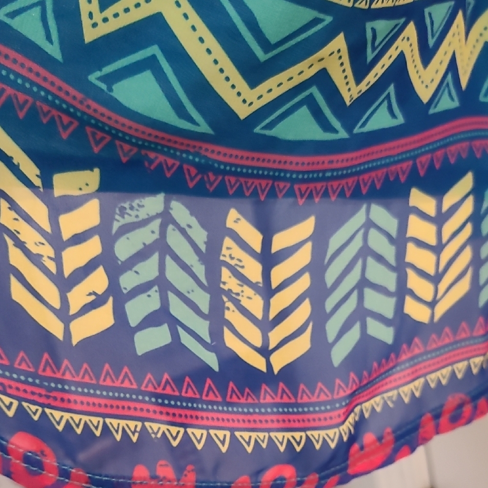 Rue21 Green and Blue Asymmetrical Graphic Tank Top - Picture 6 of 6